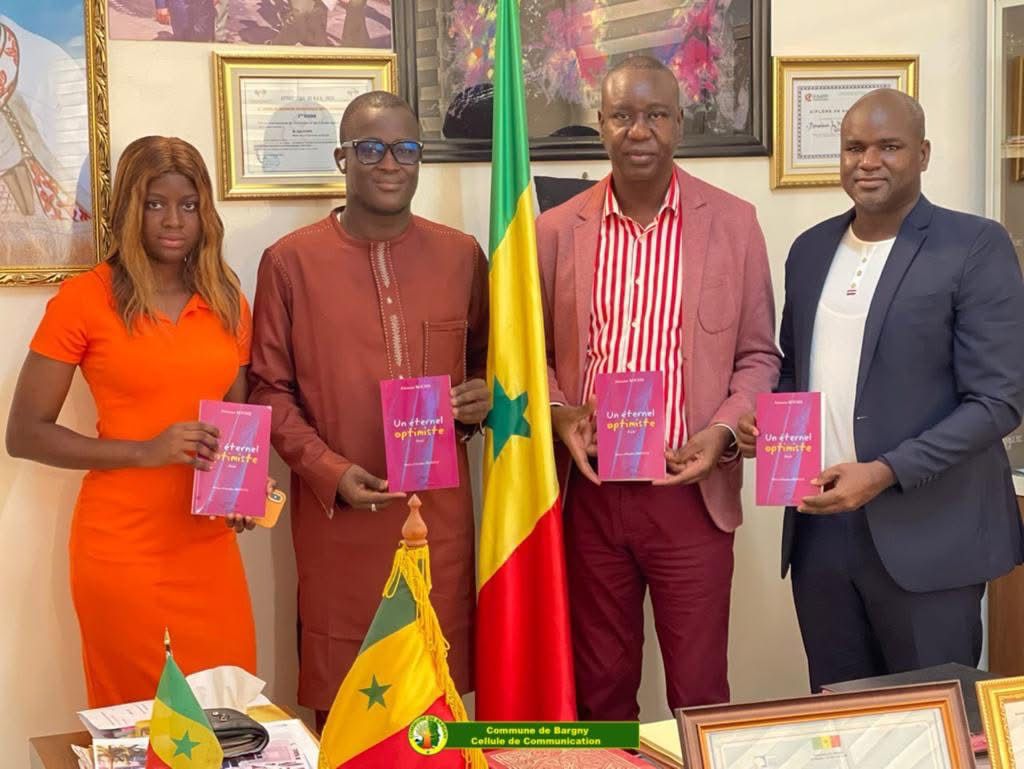 Couverture du recueil Un éternel optimiste